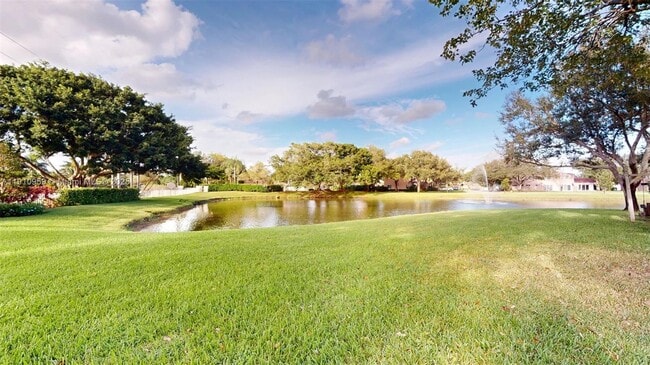 Building Photo - 11175 SW 17th Manor