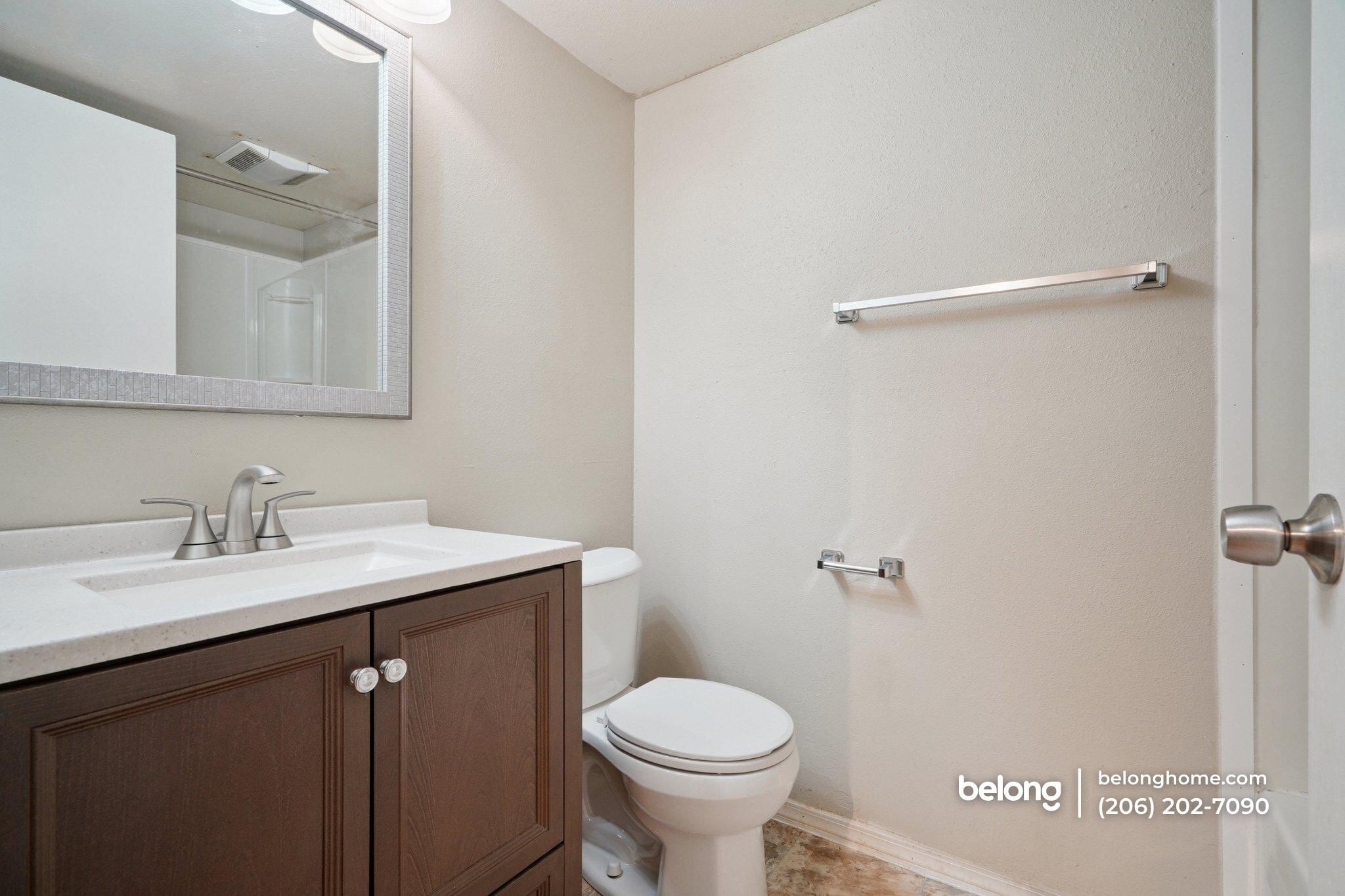 Building Photo - 12200 NE 147th Pl