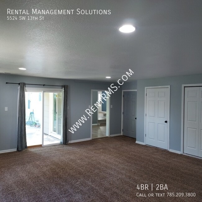 Building Photo - 5524 SW 13th St