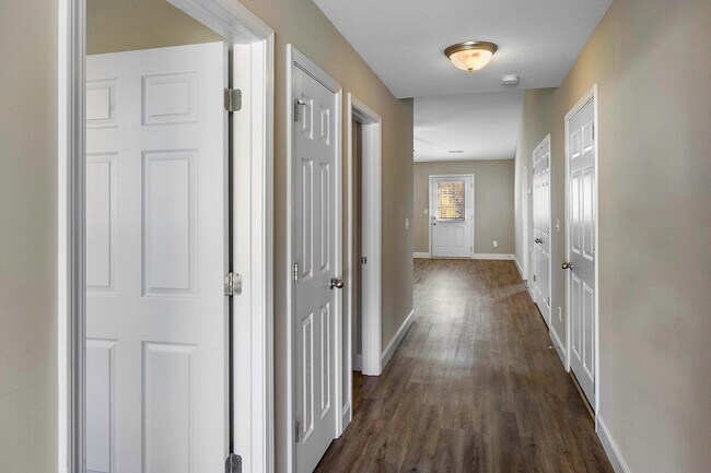 Building Photo - 5363 Dover Springs Way