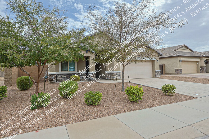 Building Photo - 13607 W Briles Rd