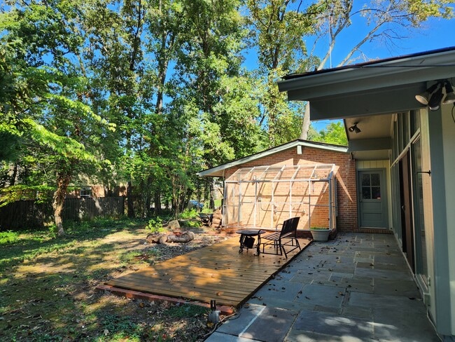 Building Photo - 13231 Lenfant Dr