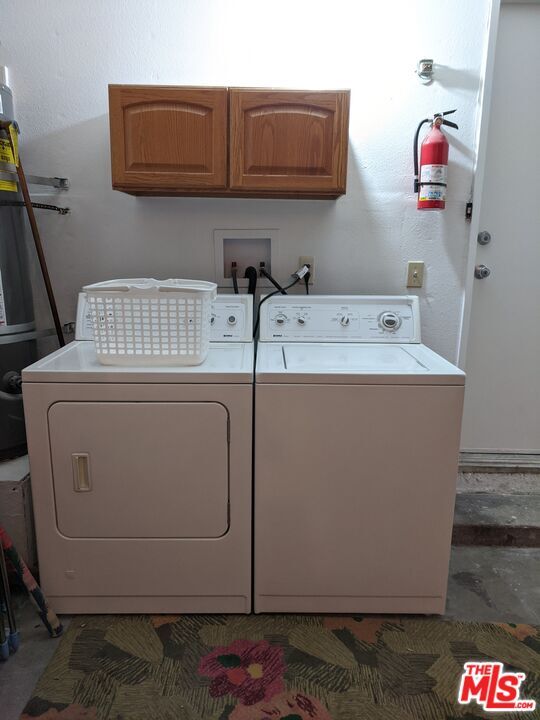 Building Photo - 831 Whitewater Dr