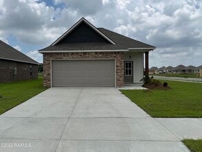 Building Photo - 307 Grassy Meadows Ln
