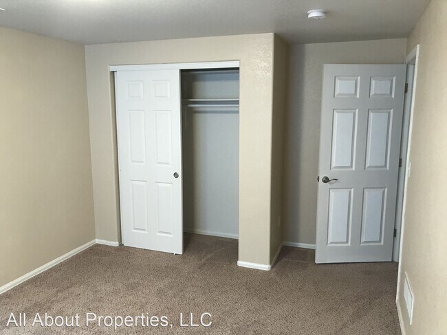 Building Photo - 5 br, 3 bath House - 1832 85th Avenue Ct