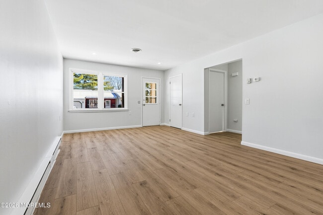 Building Photo - 91 Westport Dr