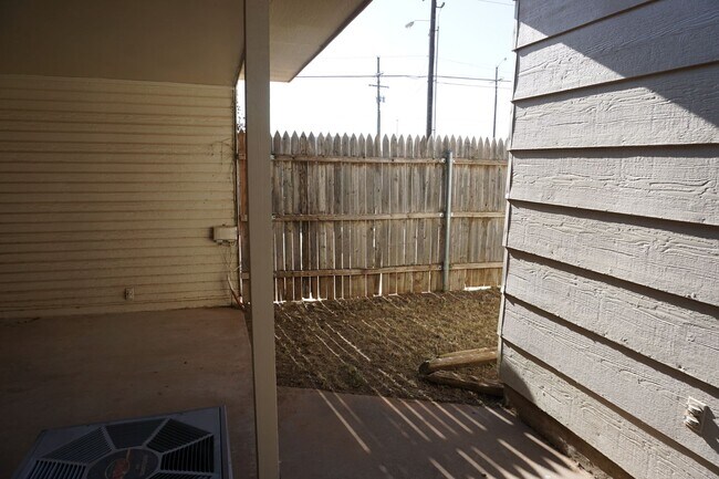 Building Photo - 5803 7th St