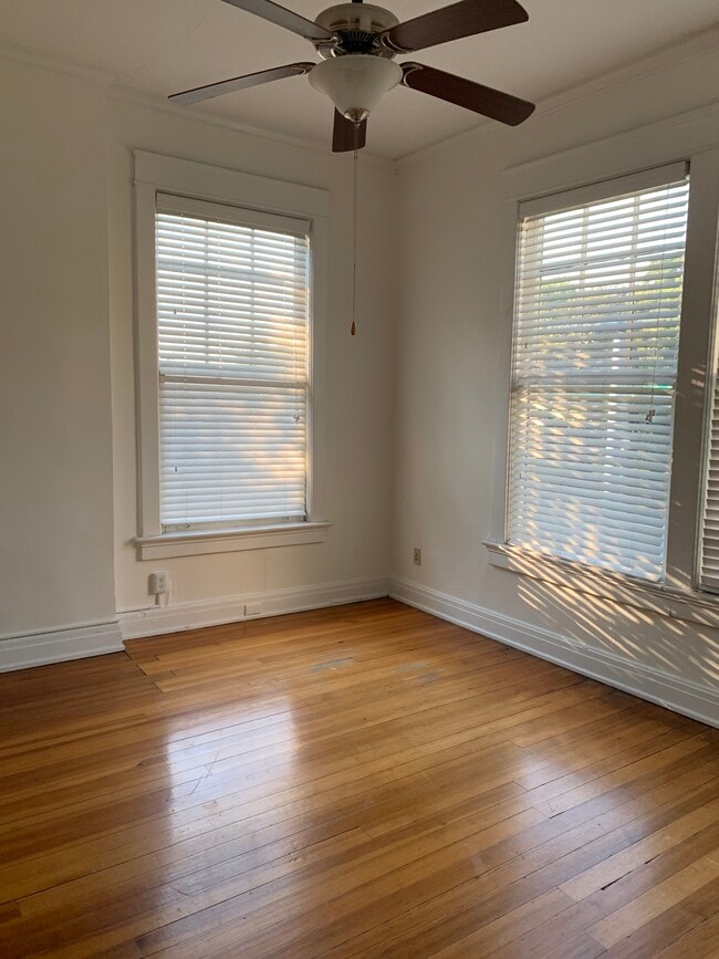 Apt 2 bedroom - Milburn Apartments