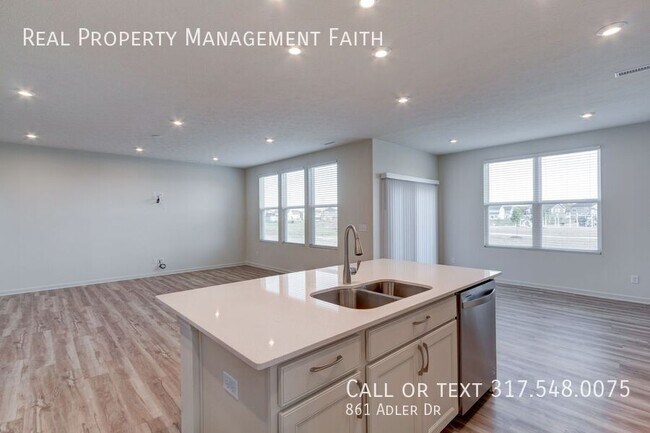 Building Photo - New 4 bedroom home in Avon