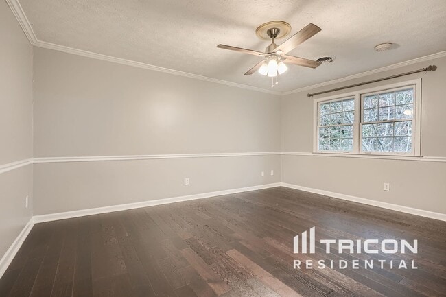 Building Photo - 5381 Willow Point Pkwy