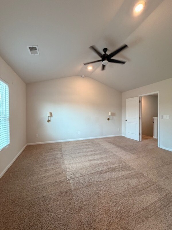 Building Photo - 925 Turkey Berry Ln