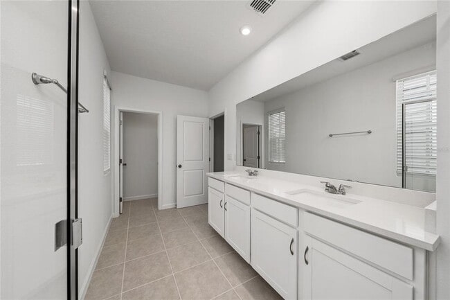 Building Photo - 2402 Celebration Blvd