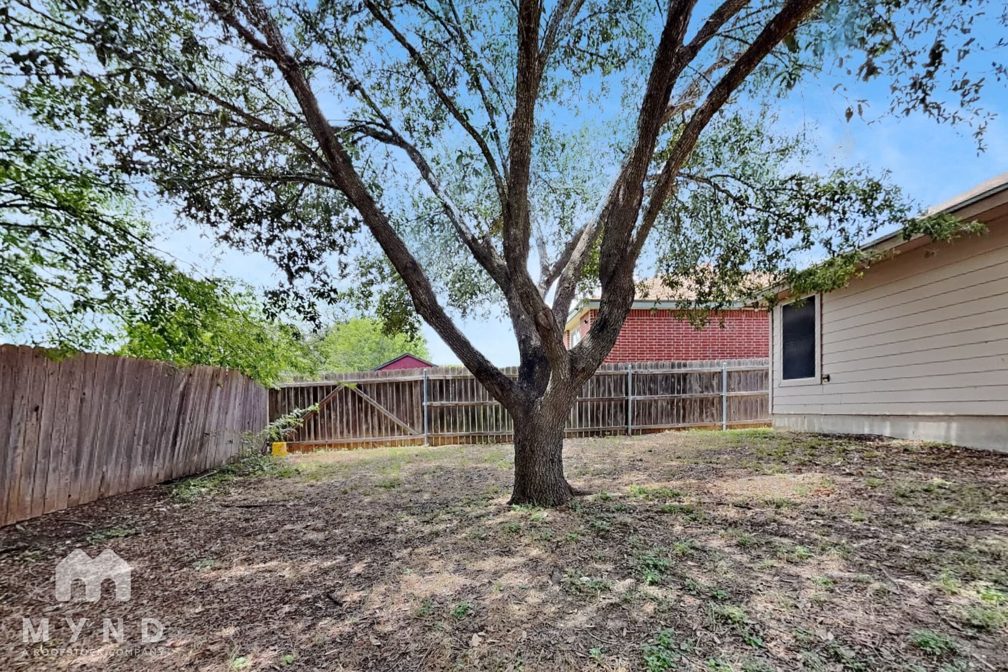 Building Photo - 4611 Echo Lake Dr