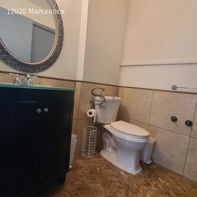 Building Photo - 12020 Maplerock-
