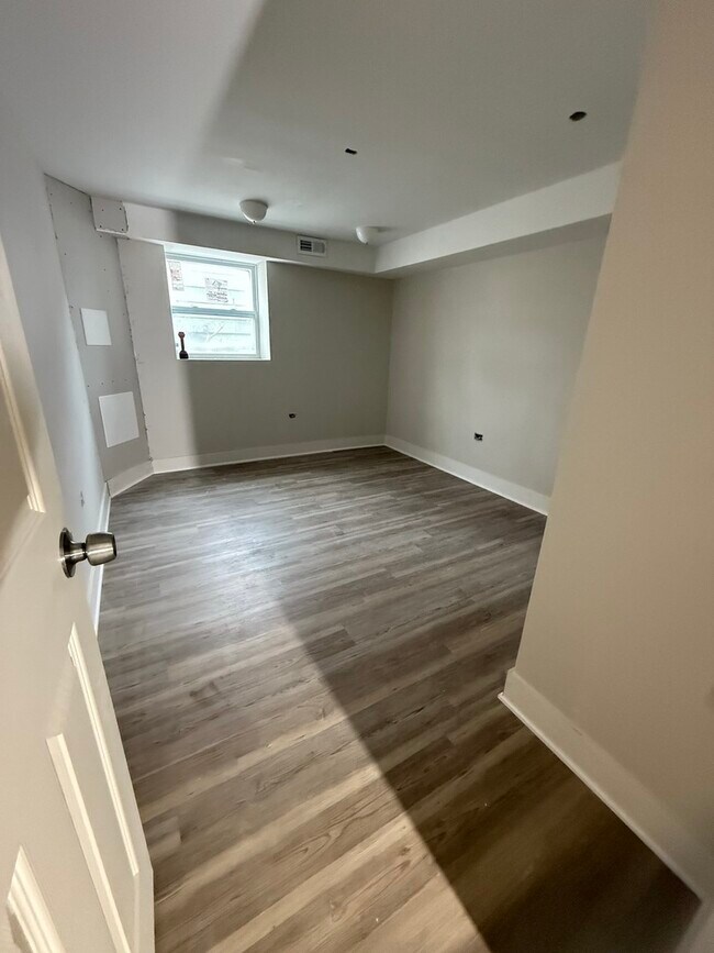 Building Photo - 16913 Jodave Ave