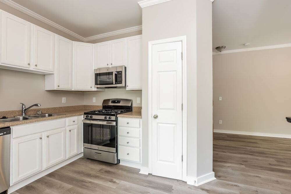 Building Photo - 11731 Mezzanine Dr