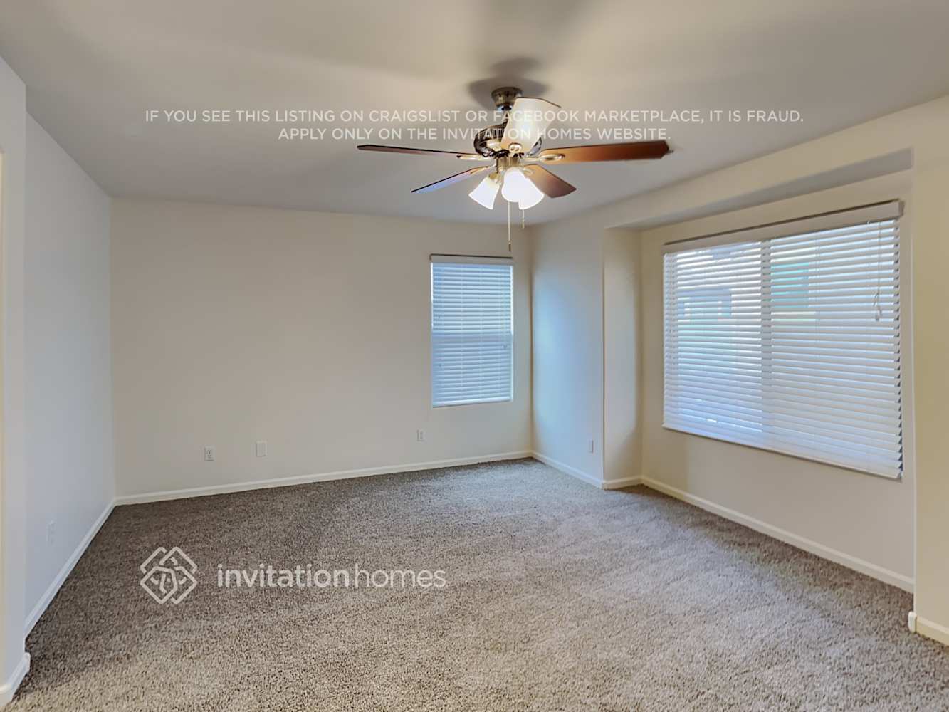Building Photo - 1383 S Ponderosa Dr