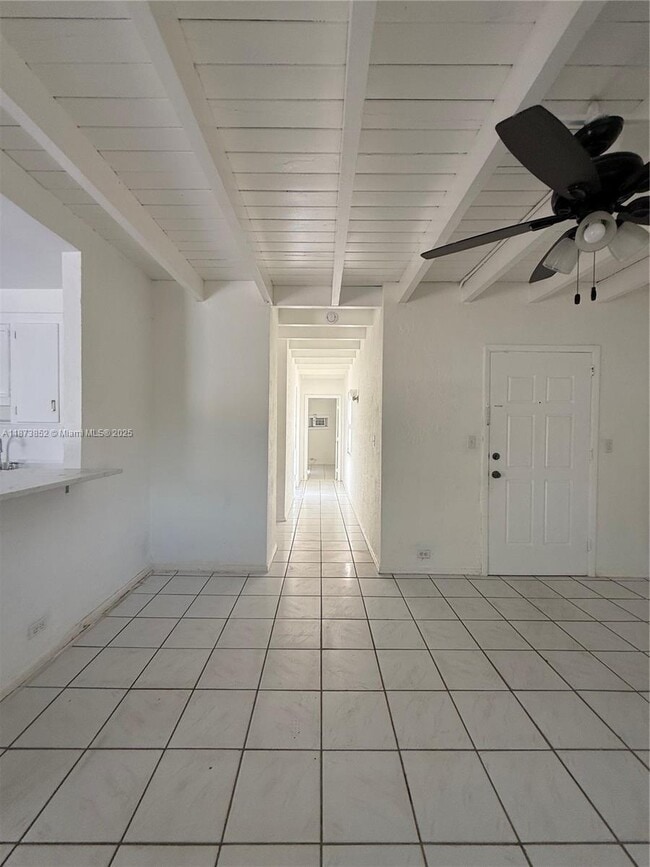 Building Photo - 1503 NE 128th St