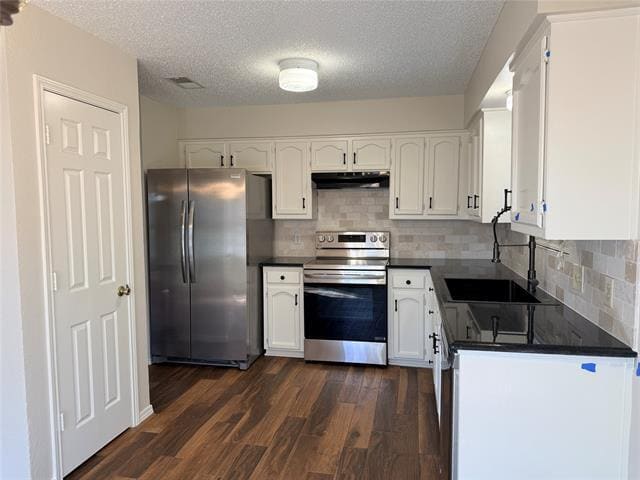 Building Photo - 1620 May St