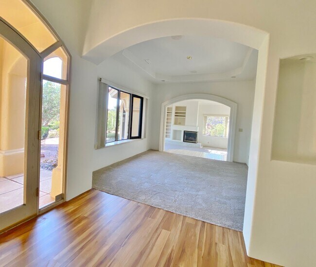 Building Photo - HOUSE - WEST SEDONA - GATED COMMUNITY