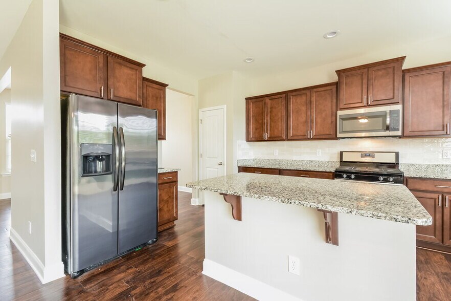 Building Photo - 854 Stable Fern Dr
