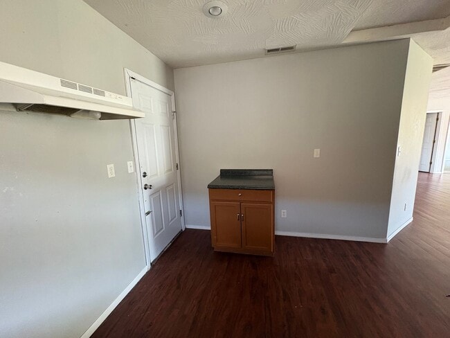 Building Photo - Reed Enterprises Management