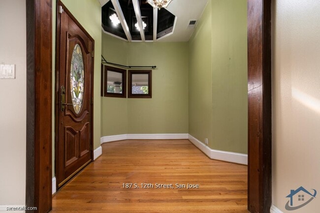 Building Photo - 187 S 12th St