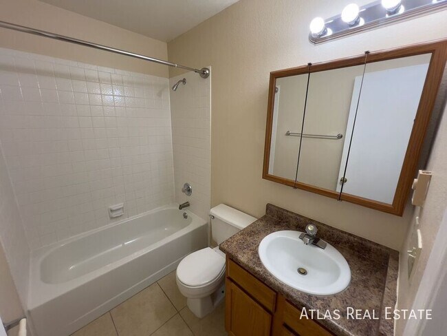 Building Photo - 6970 Peyote Way