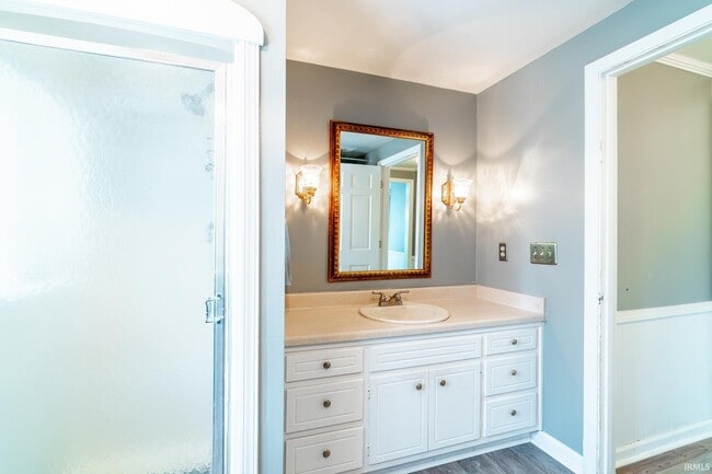 Building Photo - 18205 Doty Rd