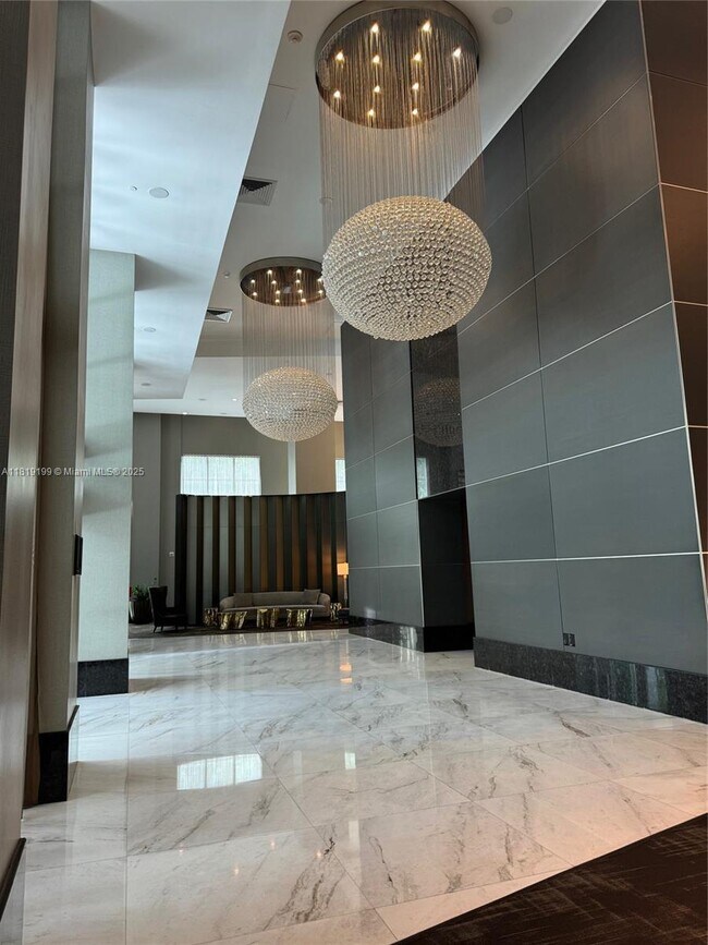 Building Photo - 951 Brickell Ave