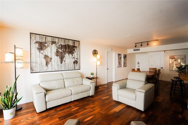 Primary Photo - 18031 Biscayne Blvd