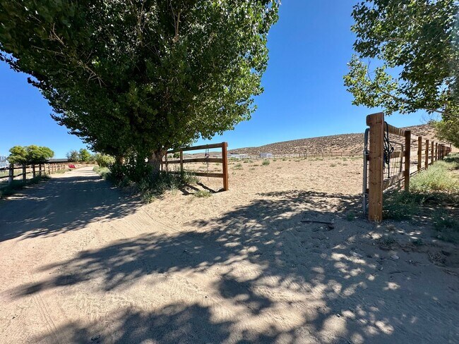 Building Photo - Home For Rent on 5 acres in Minden