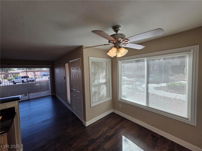 Building Photo - 5265 Caspian Springs Dr