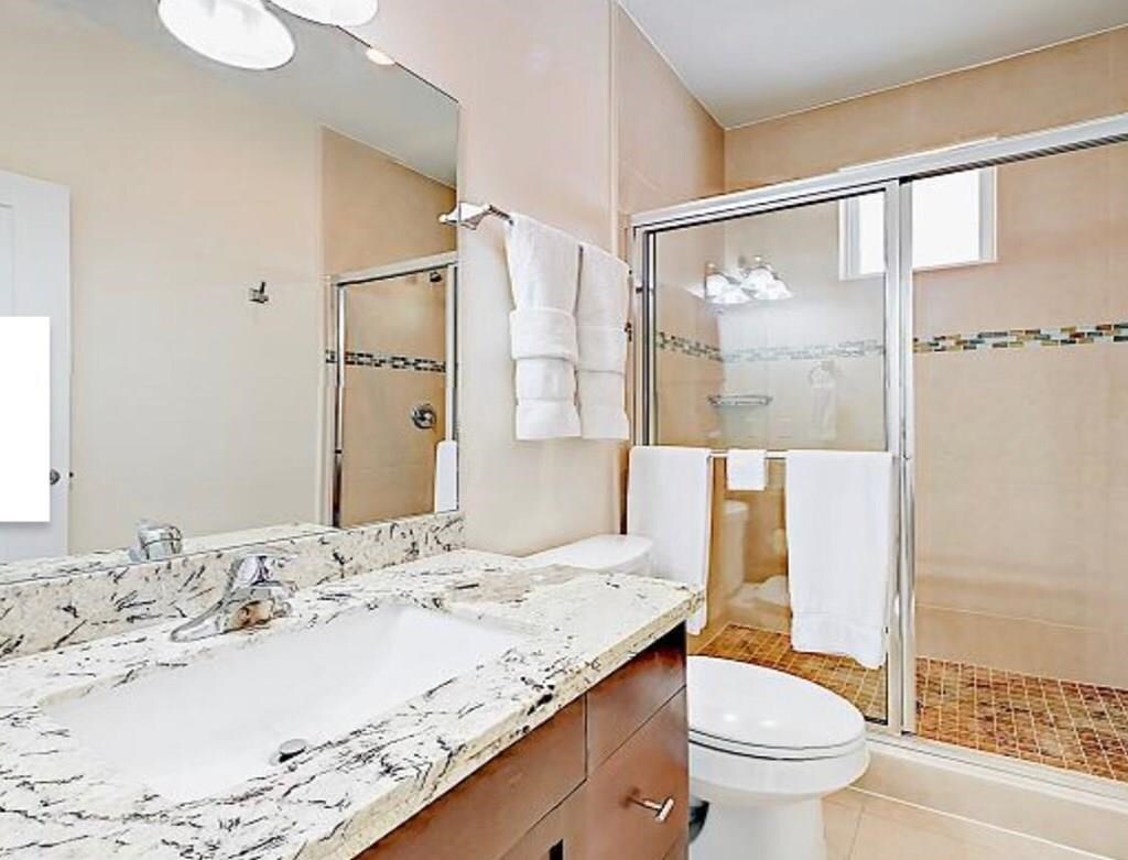 Building Photo - 110 E Amberjack St