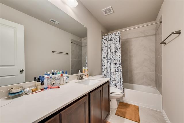 Building Photo - 1115 Bowie Dr