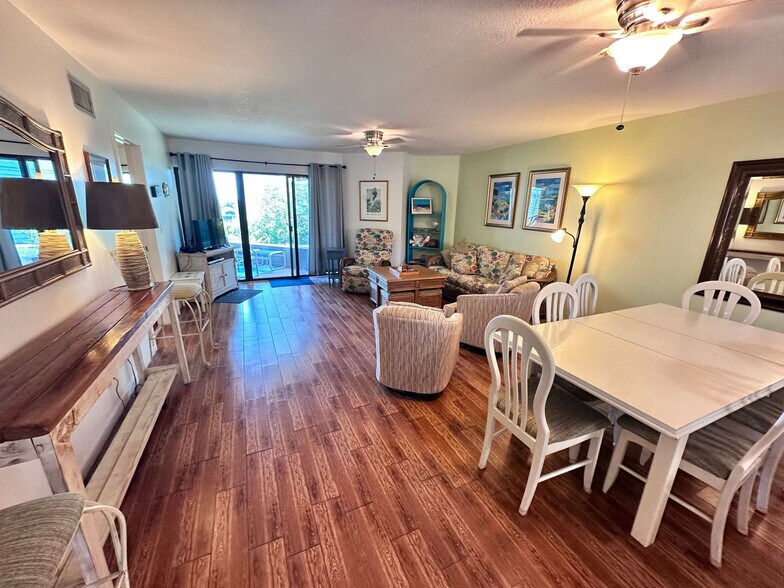 Building Photo - 190 Ocean Hibiscus Dr