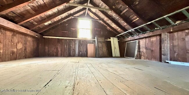 Building Photo - 967 Columbia St