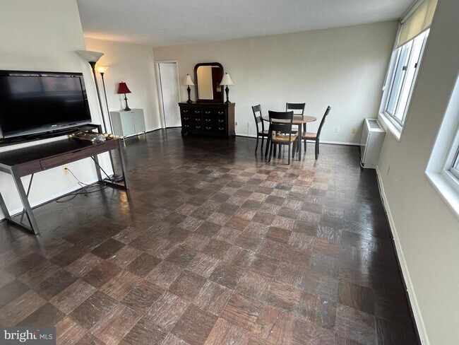 Building Photo - 11801 Rockville Pike