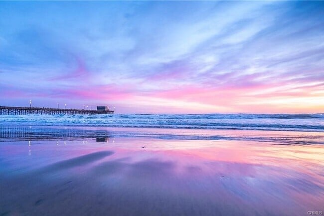 Building Photo - 305 Main St