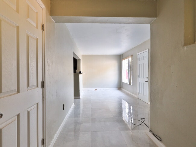 Building Photo - 47 NW 151st St