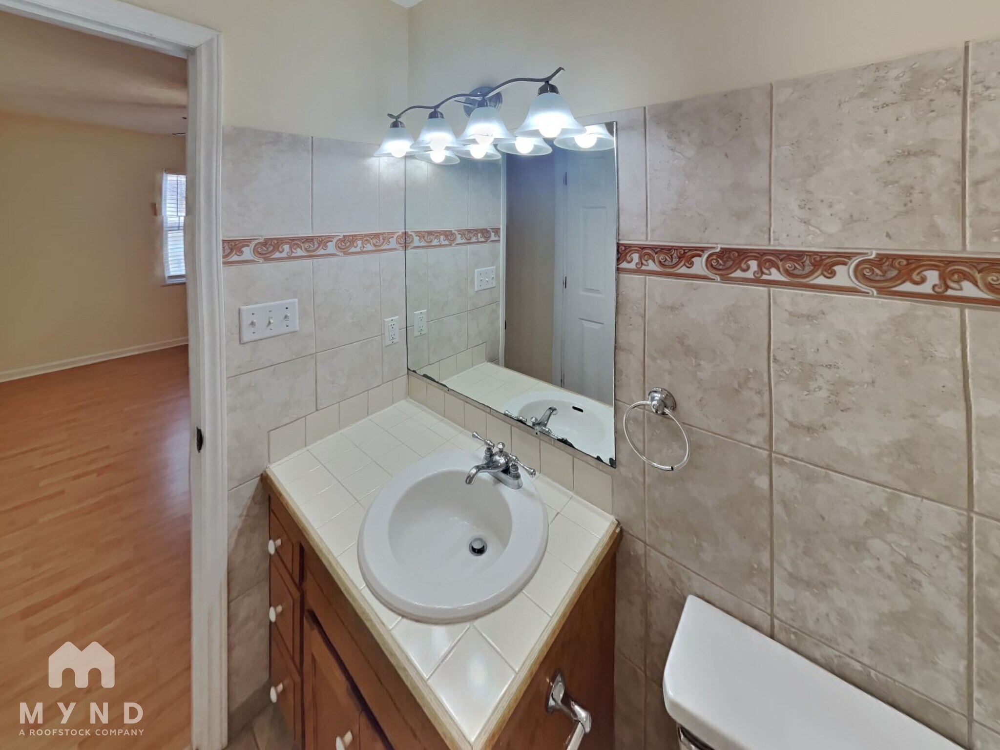 Building Photo - 110 Hyde Ln