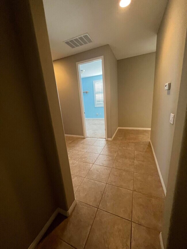 Building Photo - 41530 Yew St