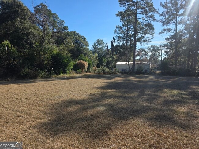 Building Photo - 407 W 9th St