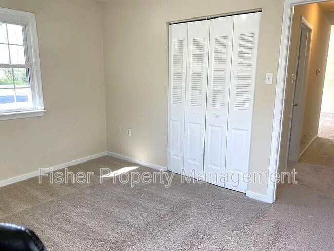 Building Photo - 4701 Craddock Ave