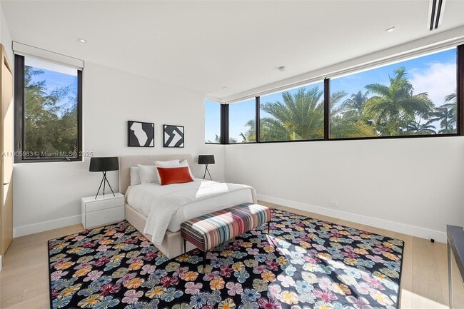 Building Photo - 4585 Nautilus Dr