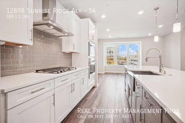 Building Photo - 12898 Sunrise Ridge Aly