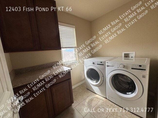 Building Photo - 12403 Fish Pond Point