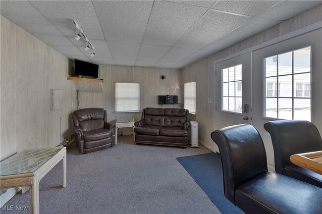 Building Photo - 4185 Adeer Dr