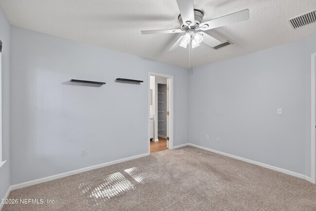 Building Photo - 6377 Island Forest Dr