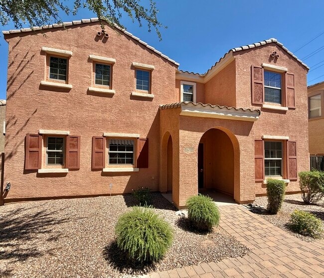 Building Photo - Fabulous 3-Bedroom, 2.5 Bathroom home!!